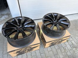 2 Stk. Tesla Felgen 22 Zoll 9Jx35mm Schwarz mit RDC Sensoren