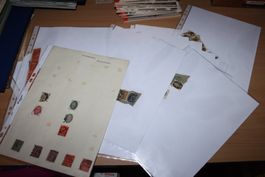 Dt. Reich Dienstmarken-Umfangreicher Posten,teils auf Papier