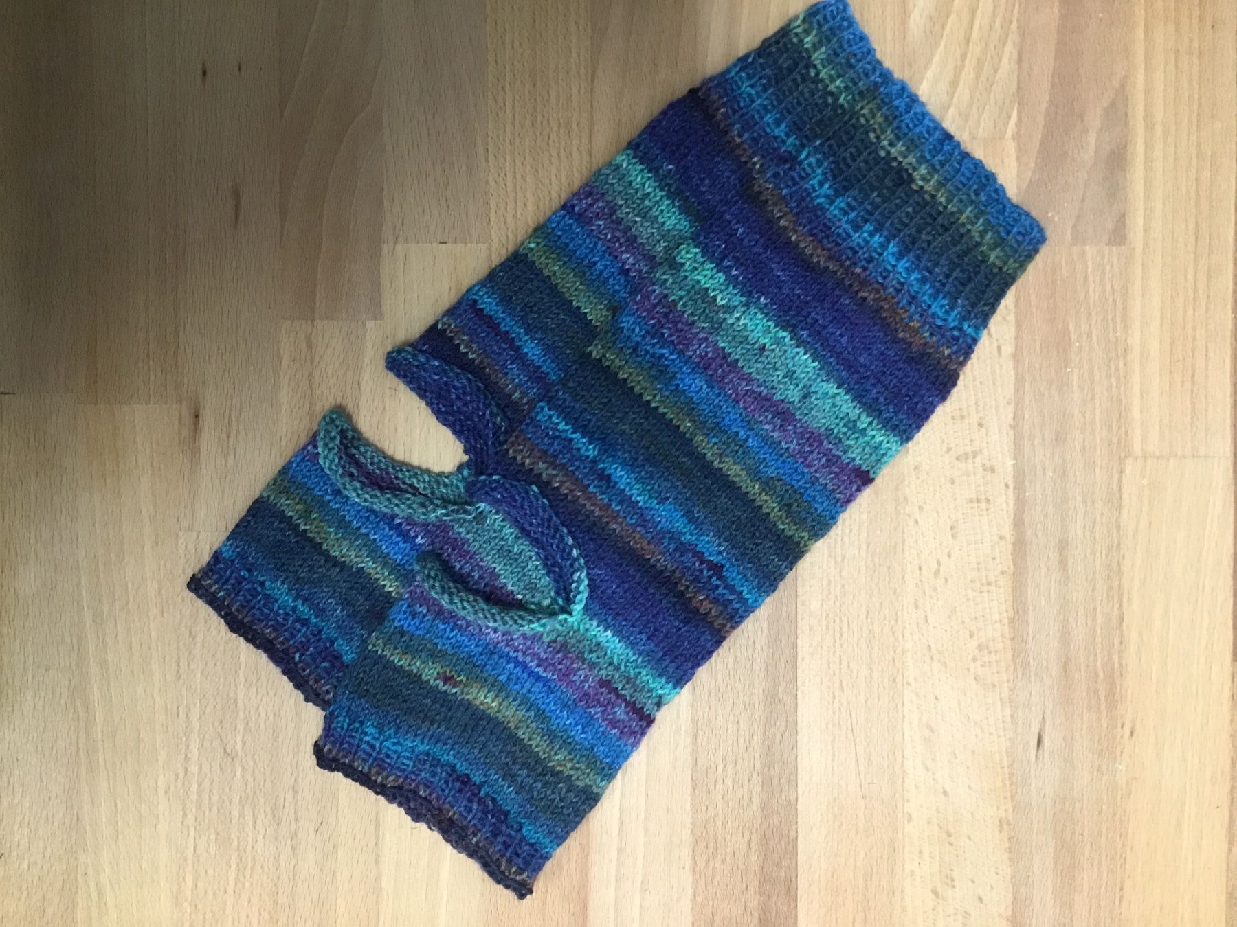 Calze: Yoga Socken handgestrickt, neu – Nuovo (secondo la descrizione) da Arch venduto da Hexenbesen17