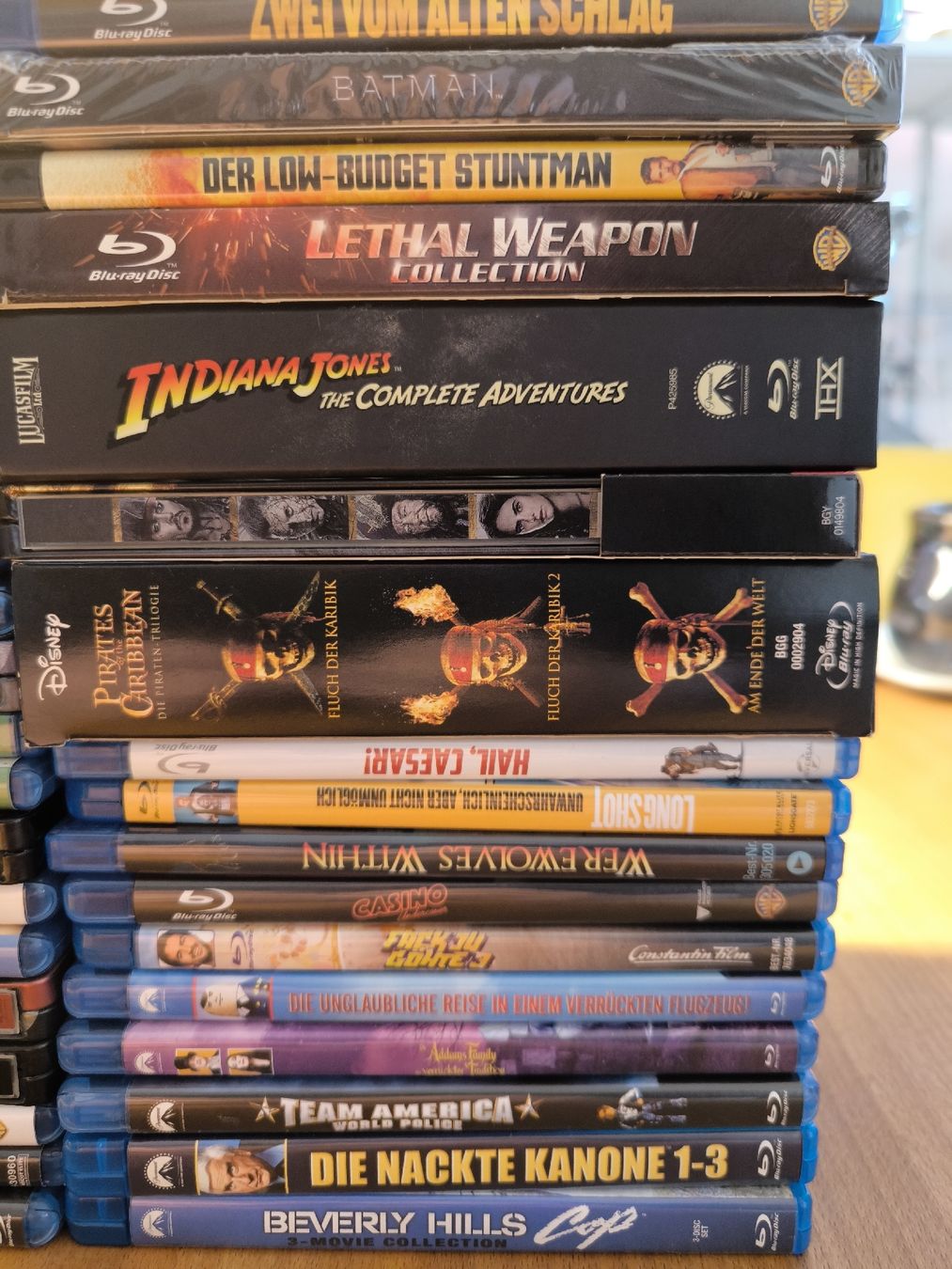Tous les DVDs: Action,Comedy und Adventure Blu-Ray Bundle! – D'occasion à Dürnten par Nexomynon 2