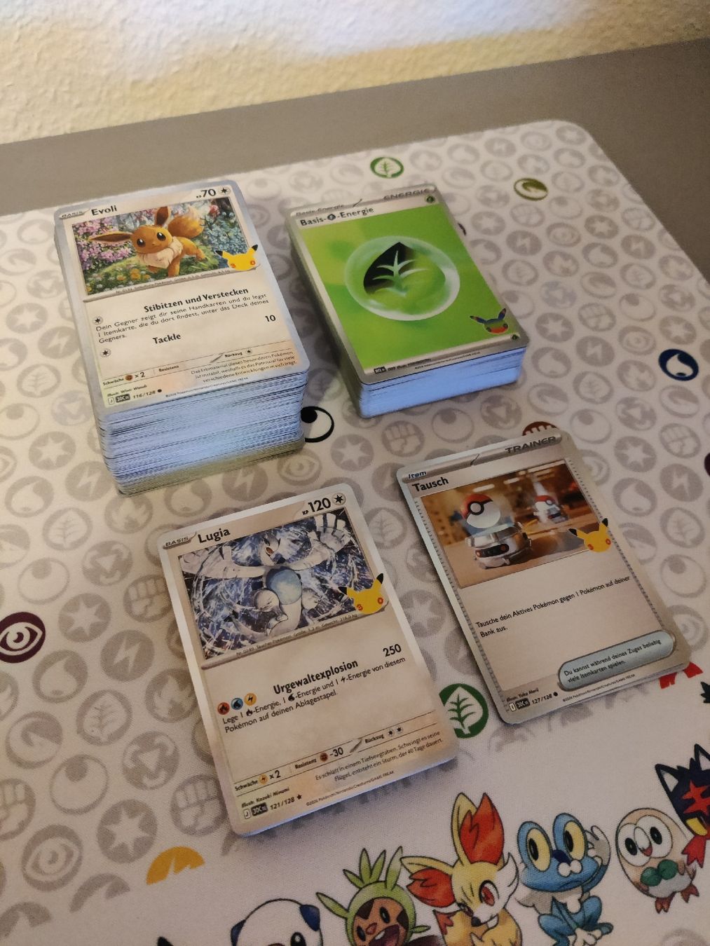 Pokémon Carte collezionabili: Pokémon 30 Jahre Bulk Karten DE – Nuovo (secondo la descrizione) da Steffisburg venduto da HMStufi