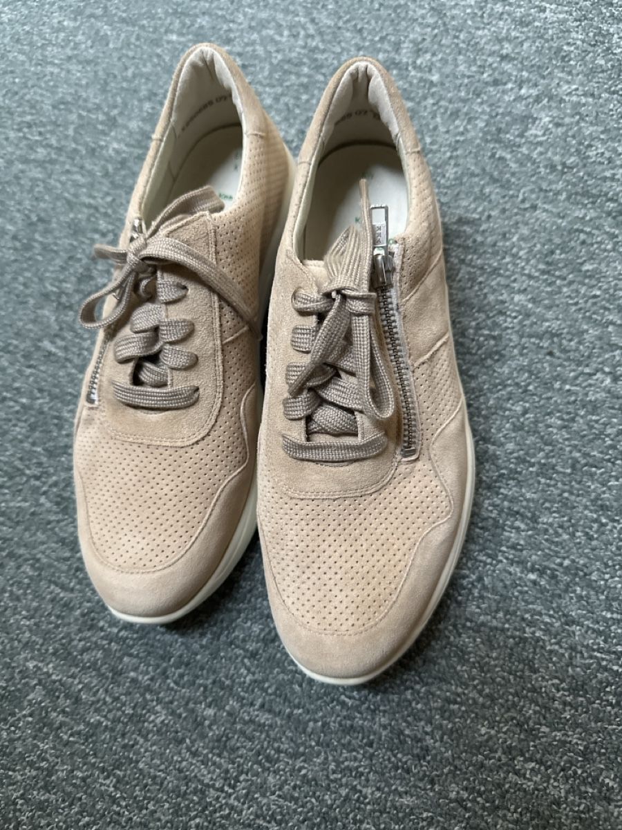 Scarpe da donna: Solidus Sneaker Kea beige Gr 6.5 – Nuovo e nell'imballaggio originale da Baltschieder venduto da YmroBe 1