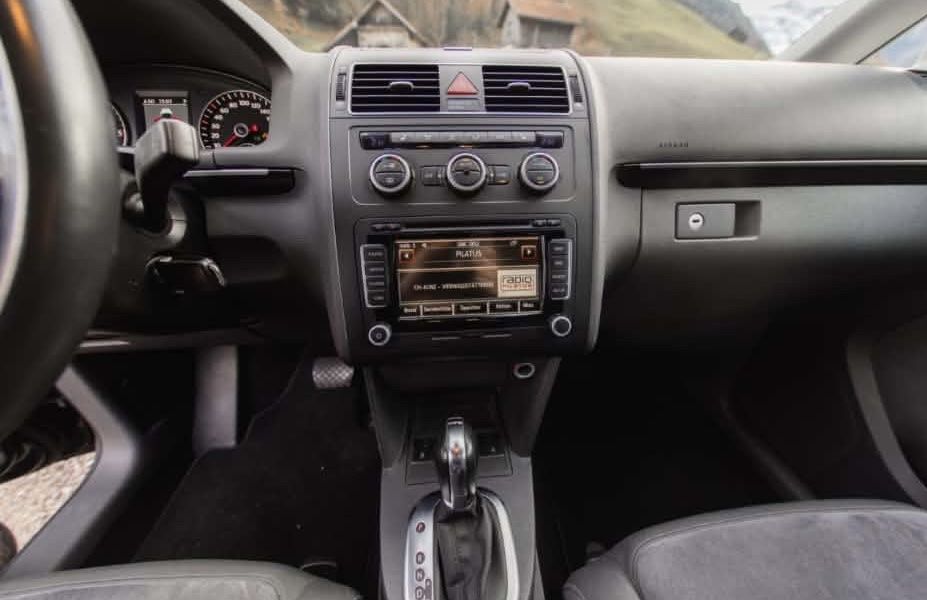 VW Automobili: VW Touran – Usato da Lauerz venduto da ant_5h95 3