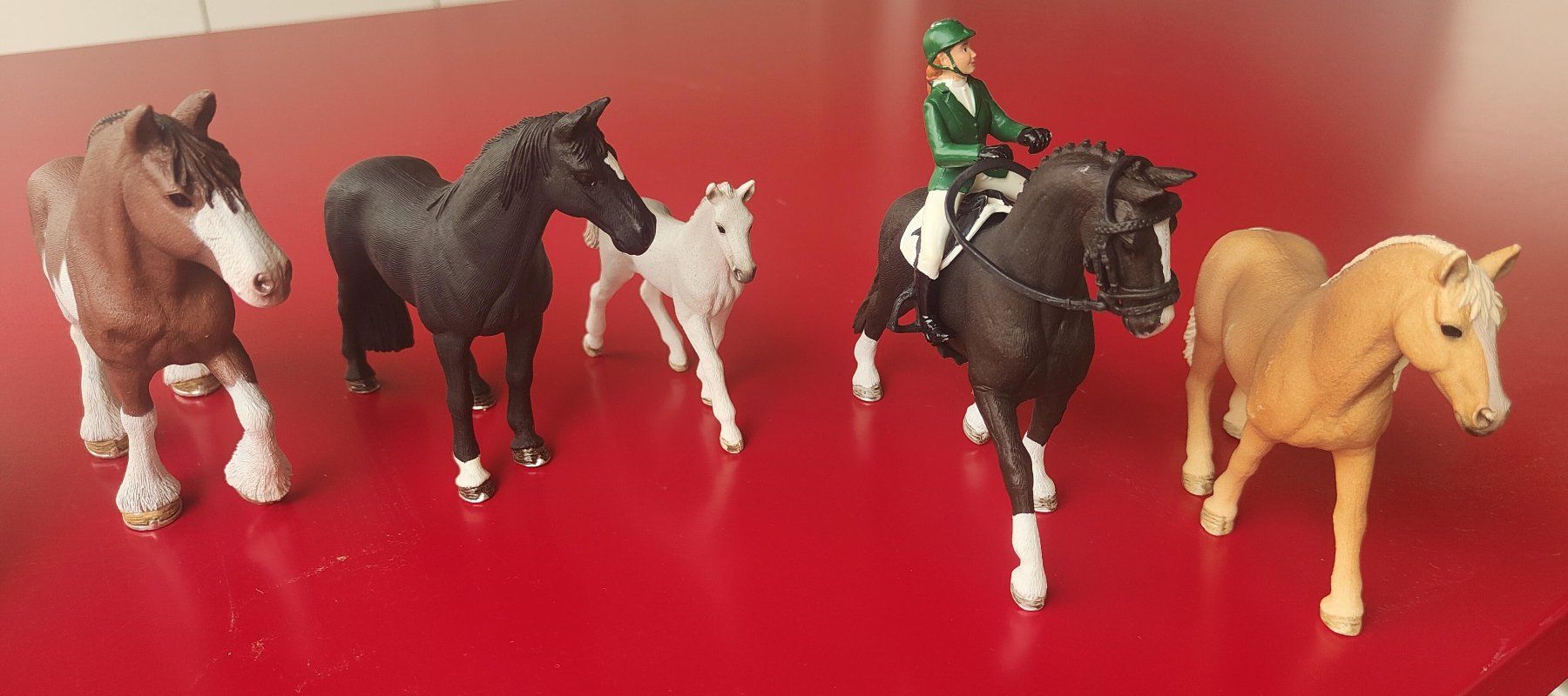 Schleich Giocattoli: Schleich Pferde 10 Stücke abzuholen – Usato da Dietikon venduto da mic_5rjw 1