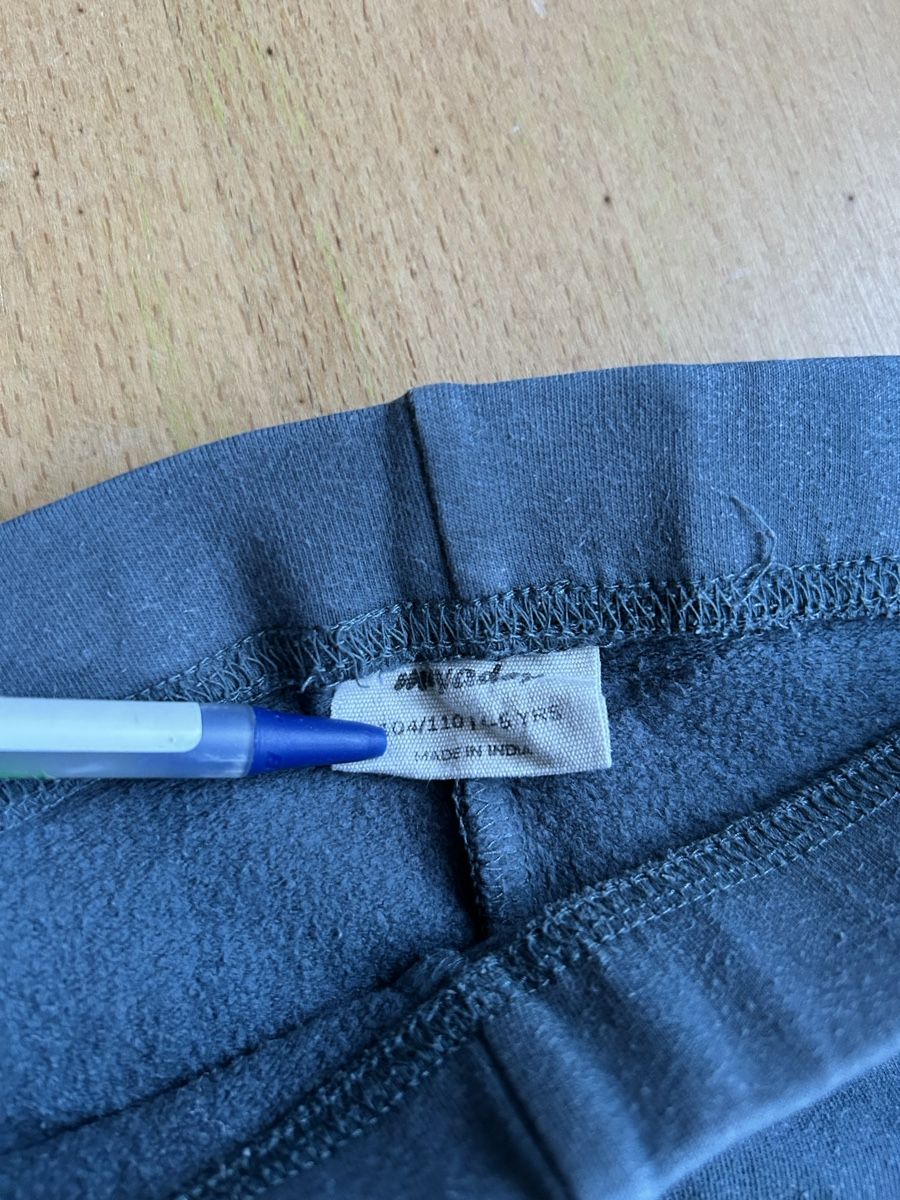 Calze & Collant: Leggings mayday Gr 104/110 – Usato da Winterthur venduto da Betty2018 2