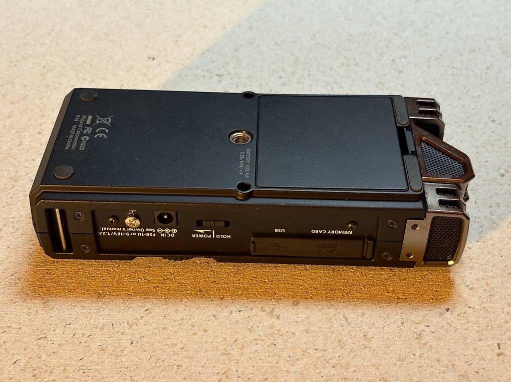 Roland Aufnahmegeräte: Roland R-26 mobiler Audiorecorder – Neu (gemäss Beschreibung) aus Zürich von Umzug_1234 3