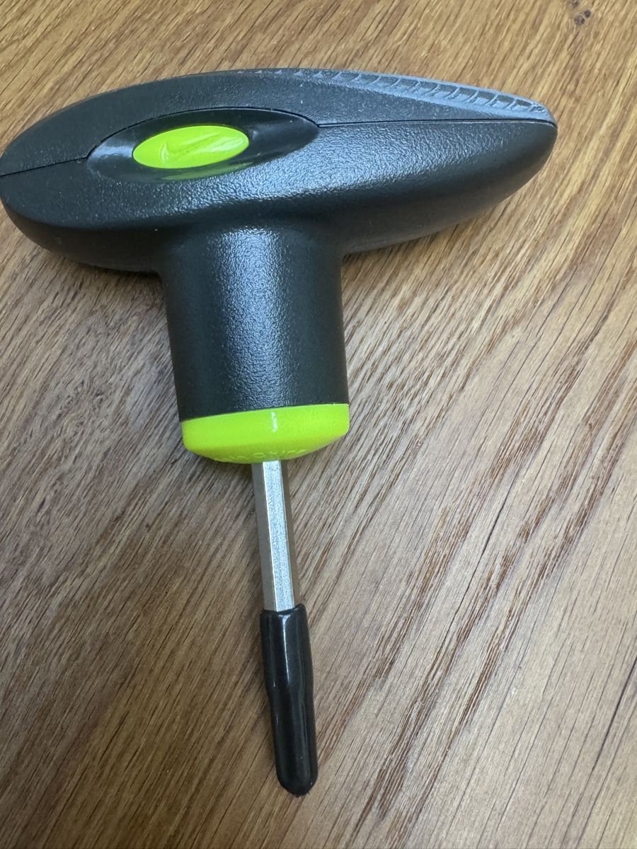 Nike Mazze & Set: NIKE Golf Drehmomentschlüssel NEU – Nuovo (secondo la descrizione) da Gurmels venduto da topsommer