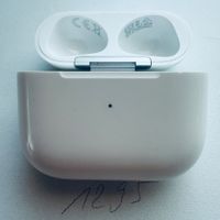 Original Apple Ladecase MagSafe A2566 für AirPods 3 Gen.
