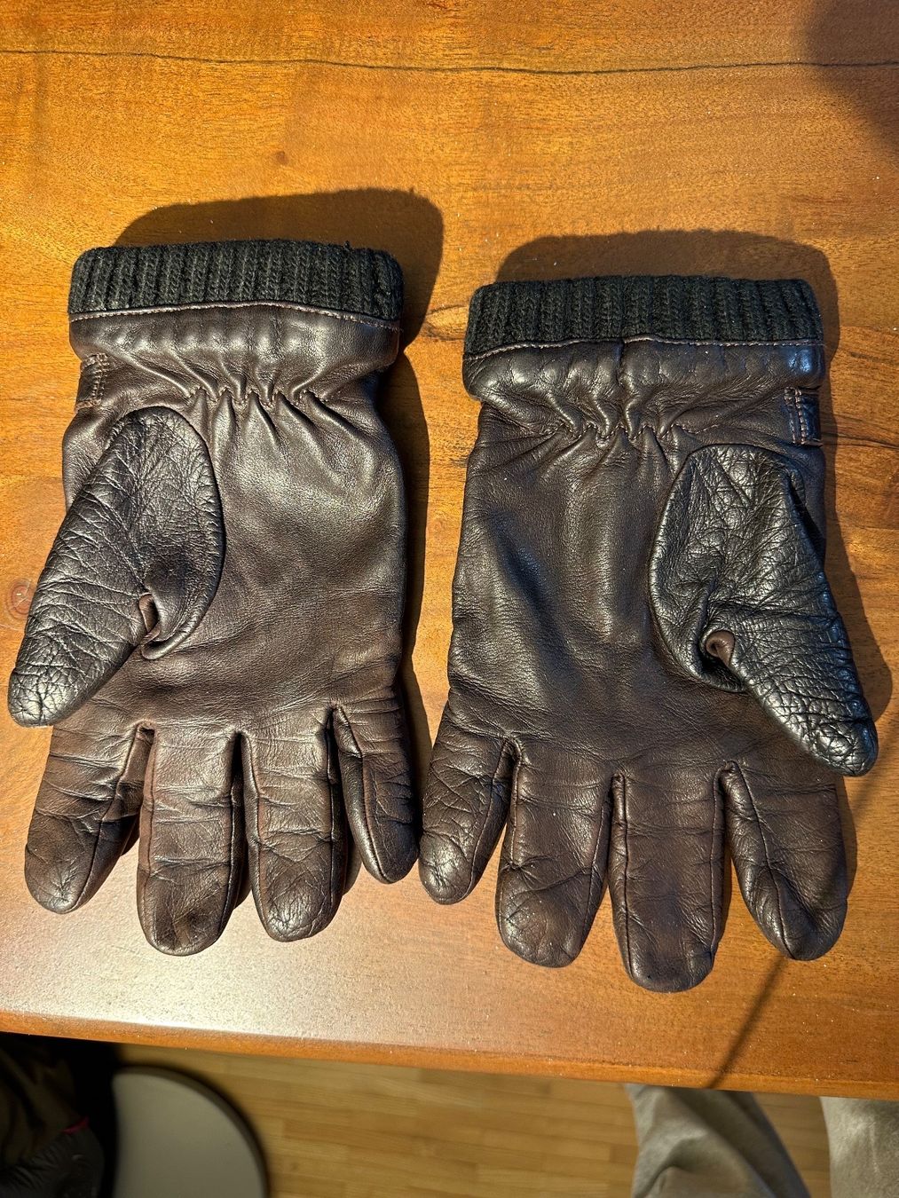 Armani Altri accessori da uomo: Emporio Armani leather gloves – Usato da Winterthur venduto da ivan12891 1