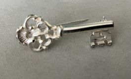 Alte Silber Brosche 800 er Schlüssel 3,5 cm