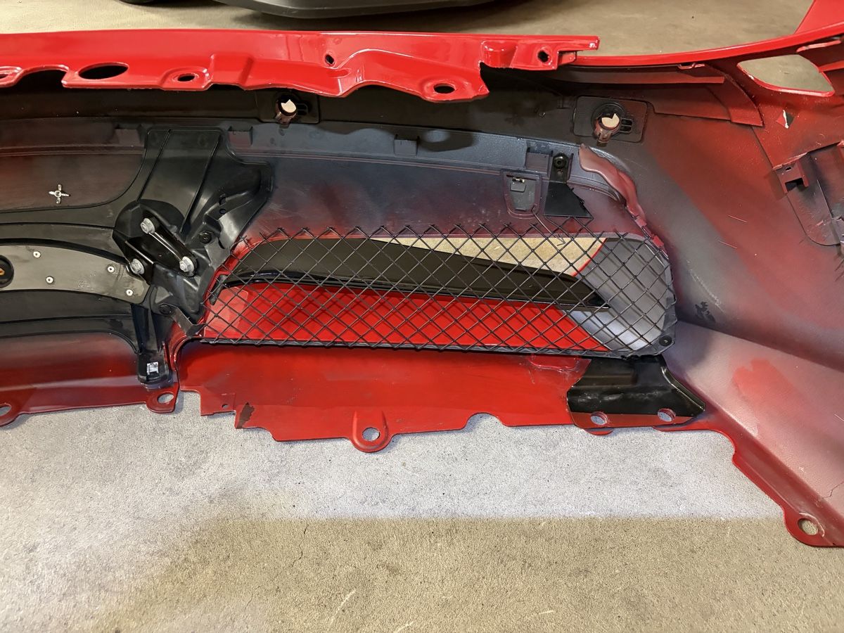 Ferrari Tutti pezzi di ricambio auto: Ferrari 458 Stossstange  – Usato da Zug venduto da M.Smolcic 7