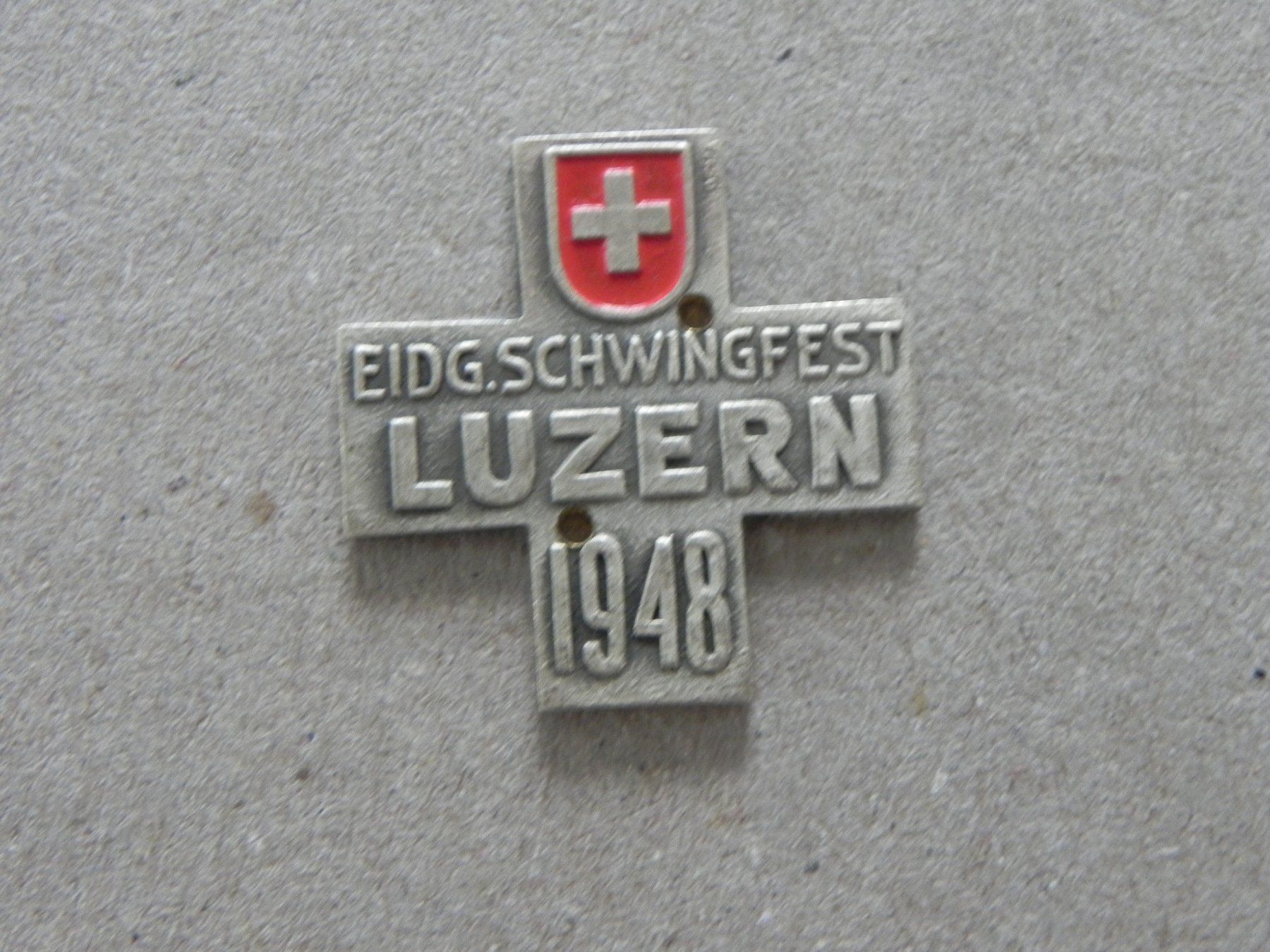Broches & Aiguilles: Brosche ESAF Eidg. Schwingfest Luzern 1948 Schwingen – D'occasion à Siebnen par krimsie