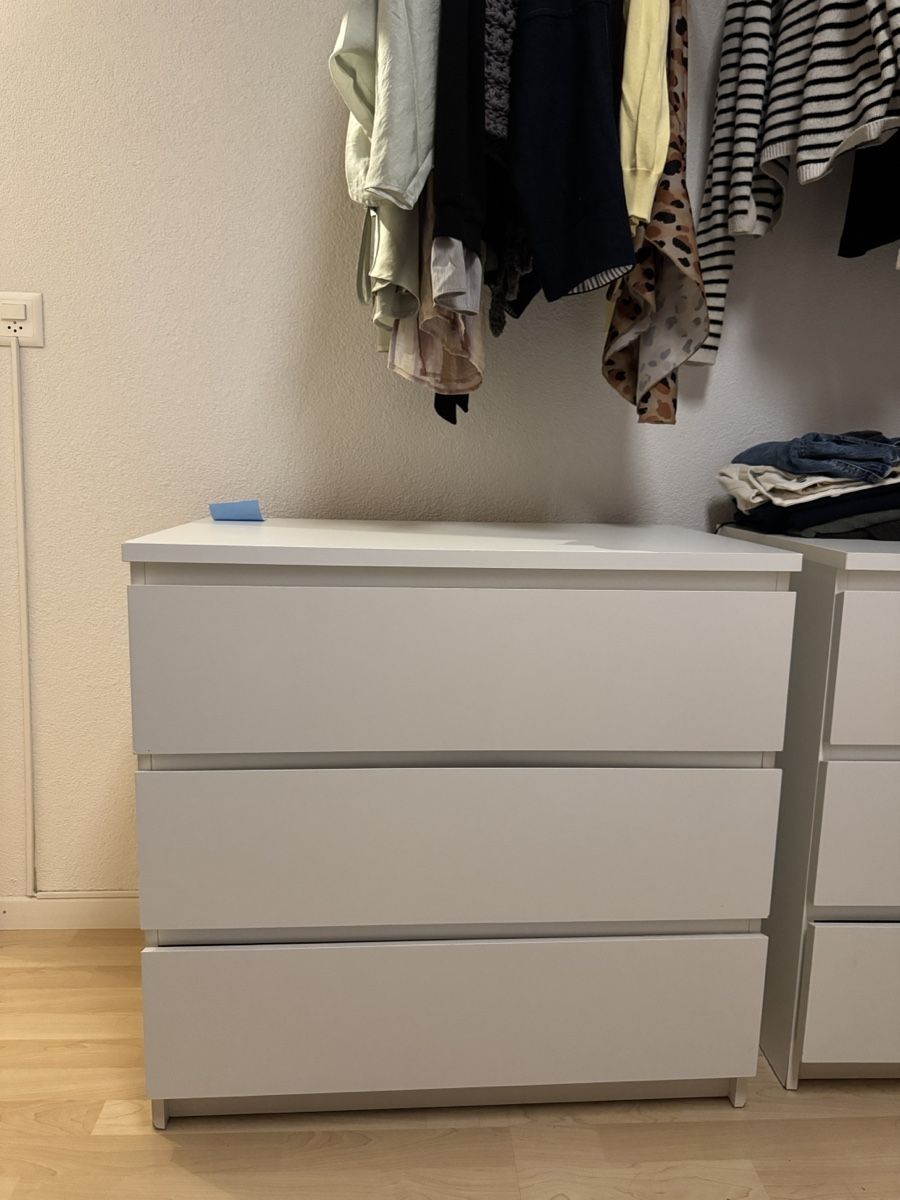 Cassettiere: IKEA MALM Kommode weiss – Usato da Winterthur venduto da Flomiverse