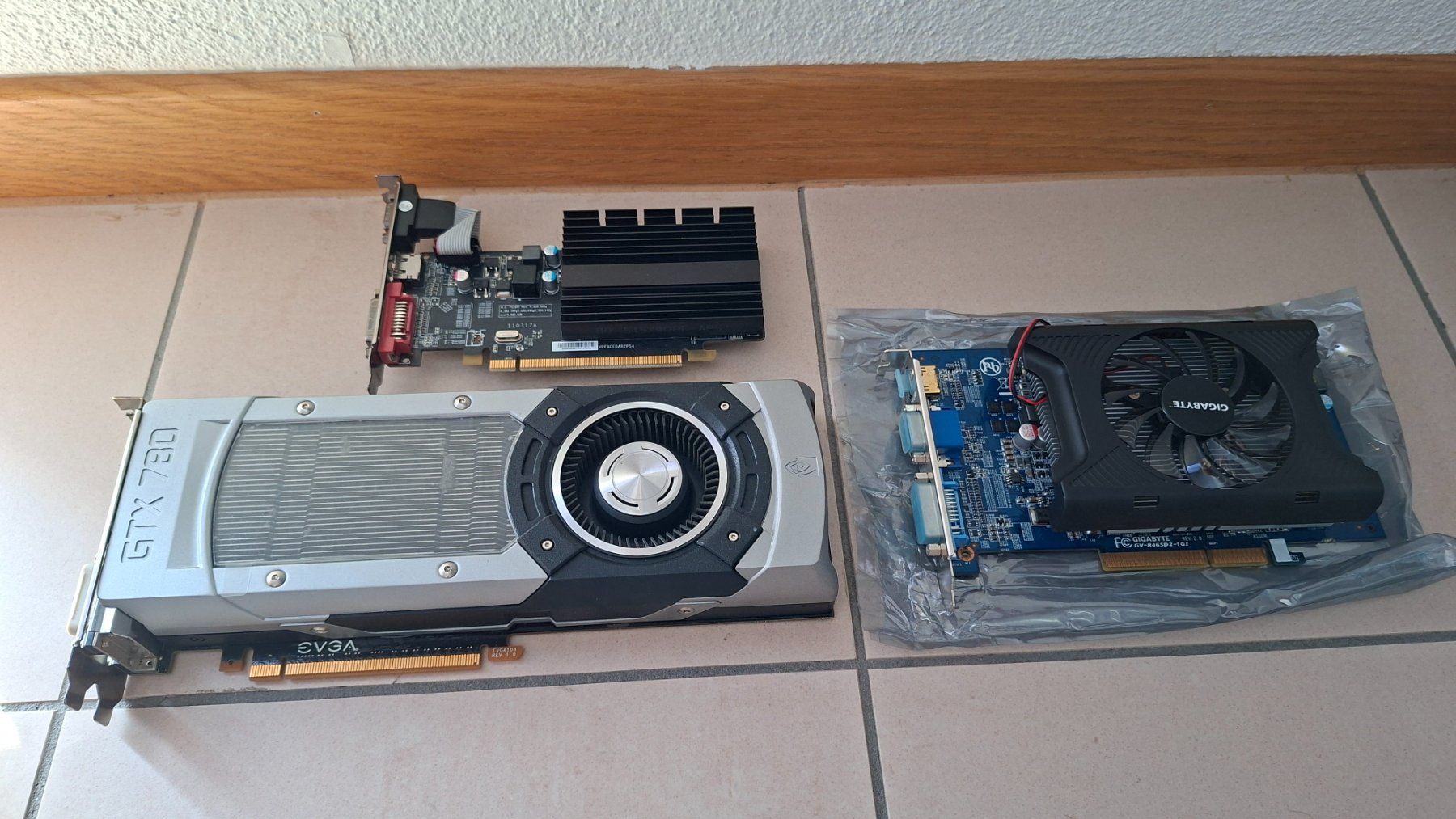 Nvidia Schede grafiche: 3 x Schede Grafiche – Usato da Genestrerio venduto da mor_fnw8