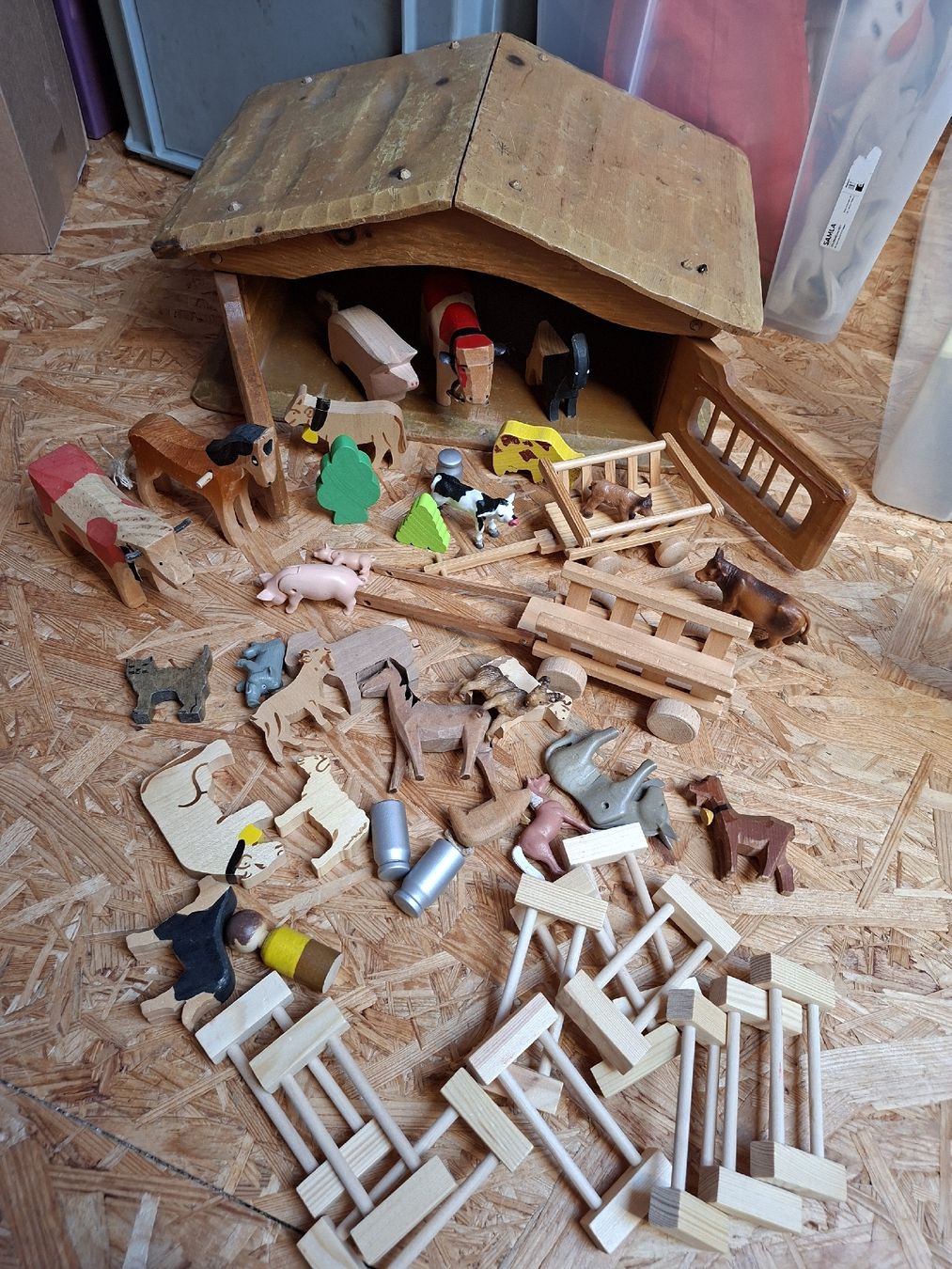Spielzeuge: bauernhof mit Zubehör – Gebraucht aus Elsau von Nadol