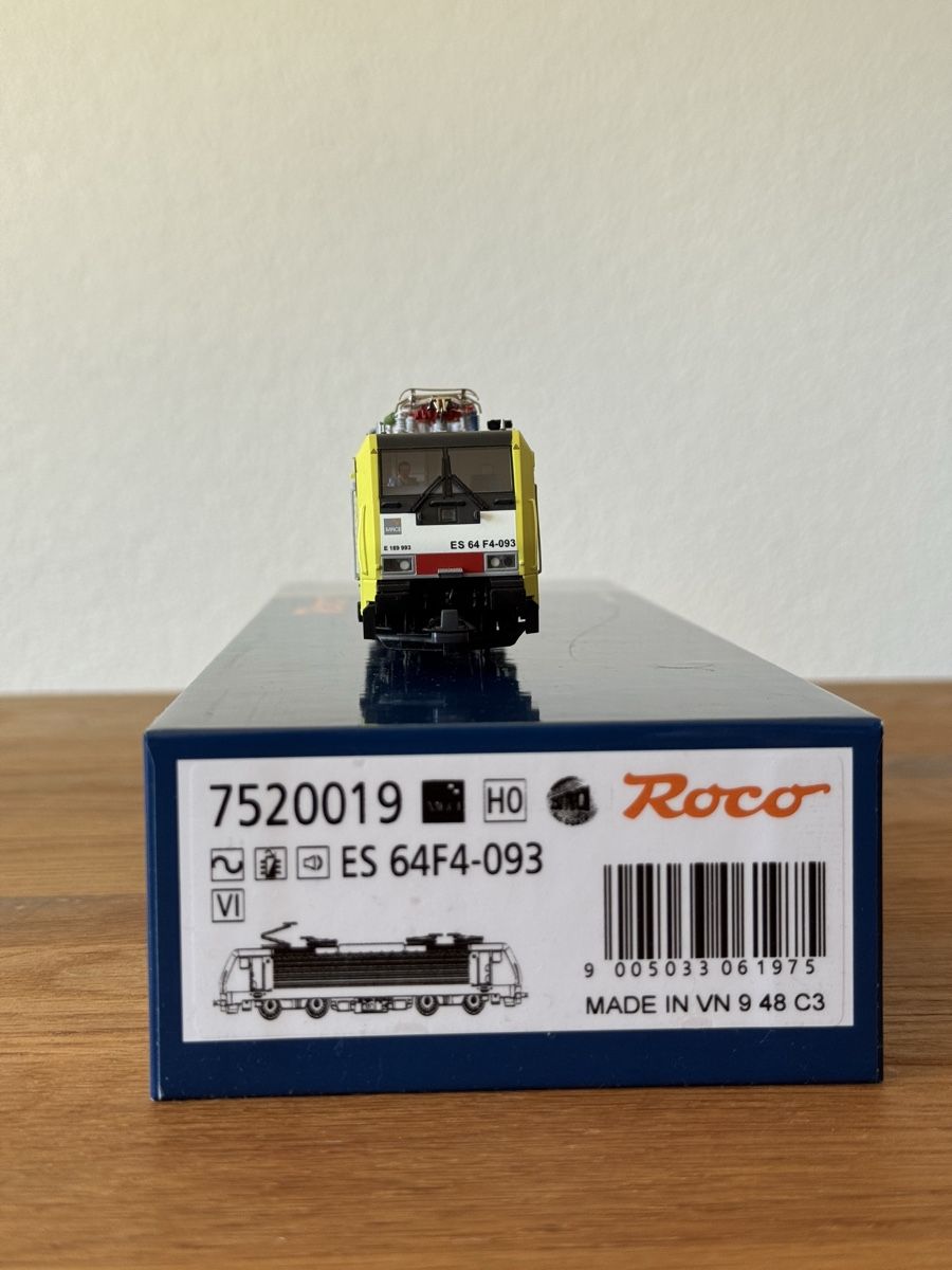 Roco Modellini di ferrovie: Roco 7520019 (Wechselstrom) – Usato da Kriens venduto da lev_ptf9 3