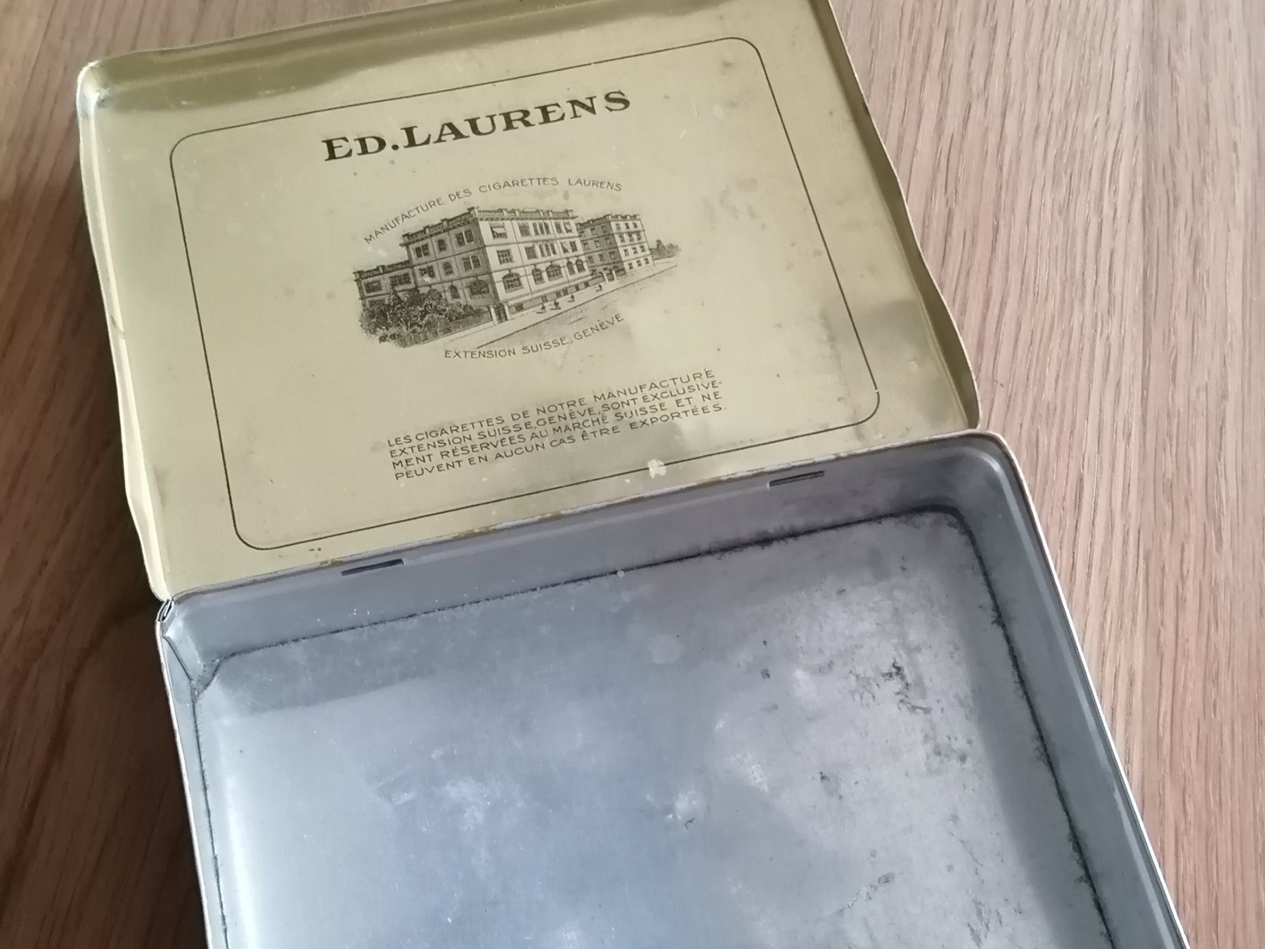 Barattoli: Zigaretten Blechdose Antik -  Ed. Laurens / Nr. 3 – Usato da Basel venduto da vintagecollector 3