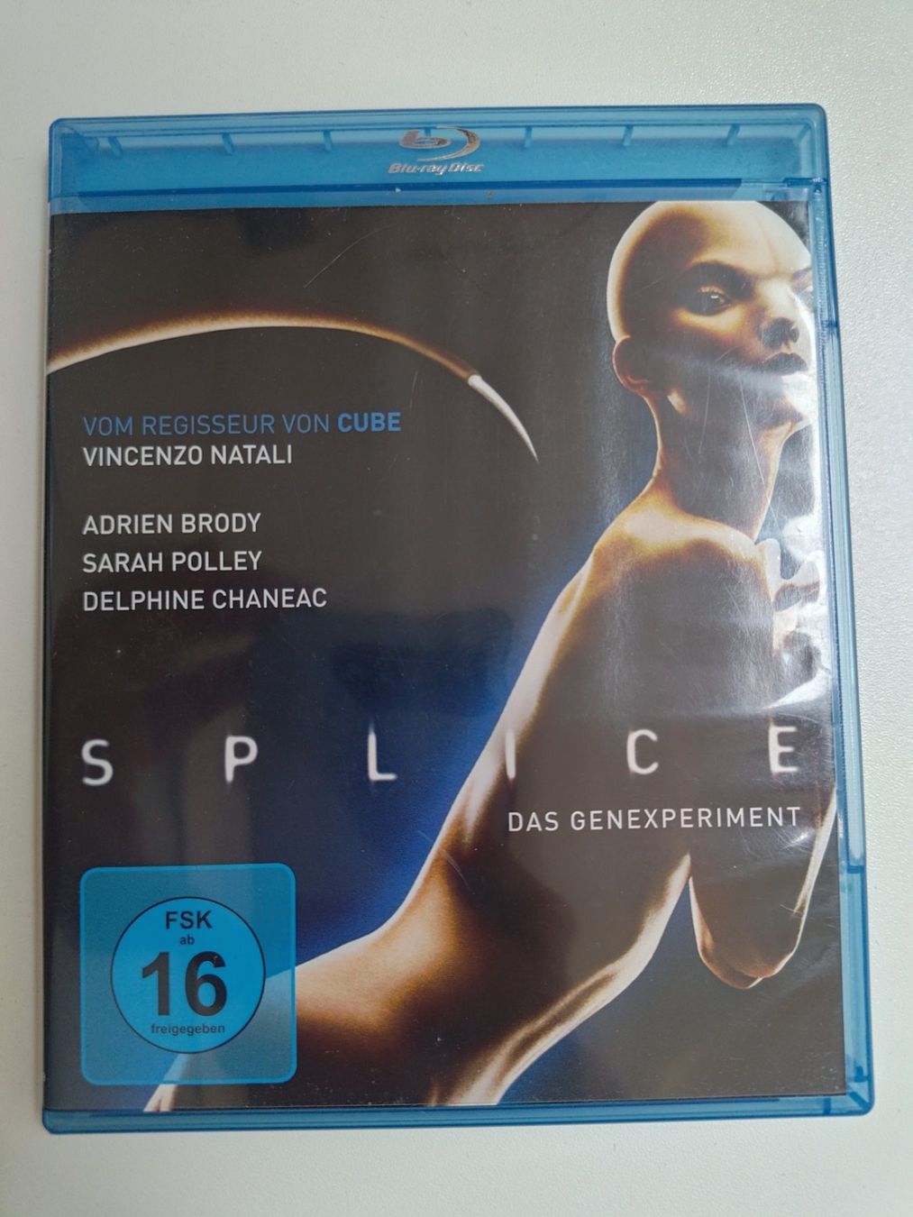 Alle DVDs: Splice – Gebraucht aus Liestal von Kratzilla