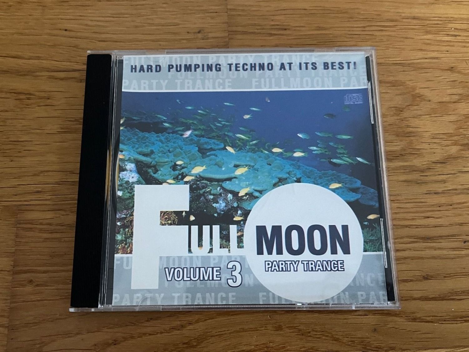 CD: CD "Full Moon Party Trance - Volume 3" – Usato da Grosswangen venduto da Vita500