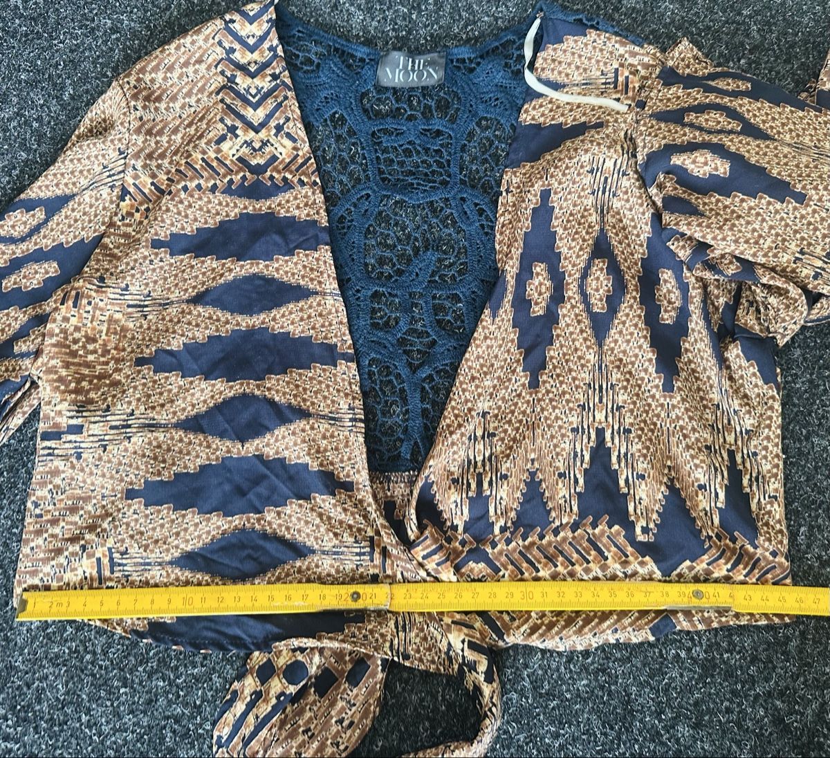 Top: Boho Tie-Front Top with Crochet Detail - Size 38 – Usato da Vevey venduto da ledidream 6
