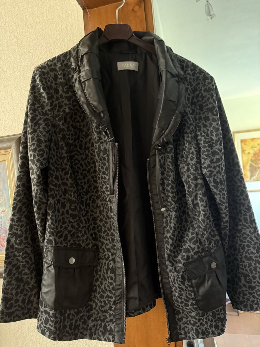 Jacken: Blazer - Jacke – Gebraucht aus Obfelden von Plastofina 4