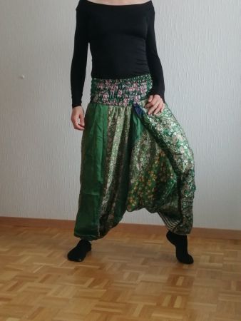 Sarouel en soie verte