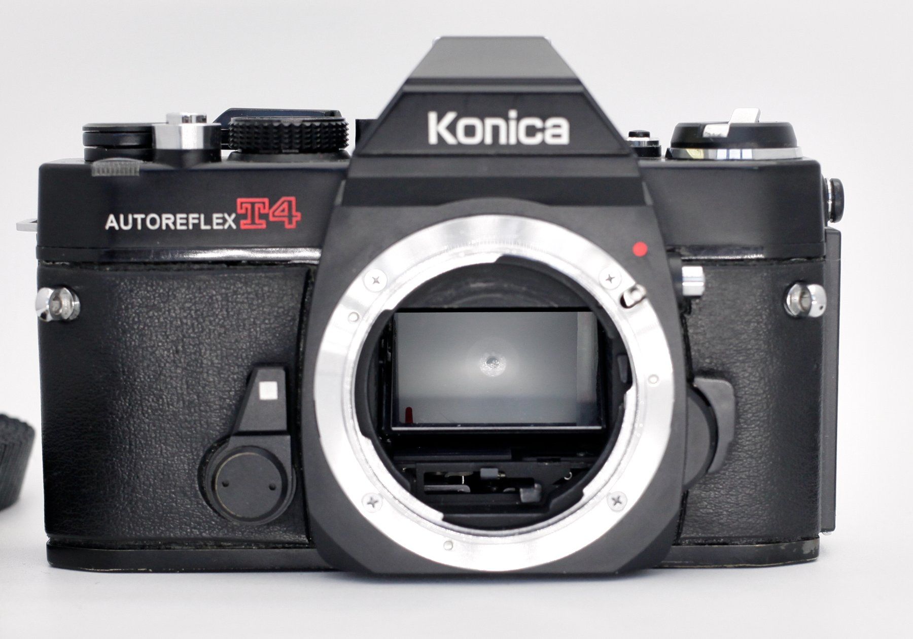 Konica Fotocamera: Konica Autoreflex T4 Body ab Service – Usato da Birsfelden venduto da Foti-Virus 5