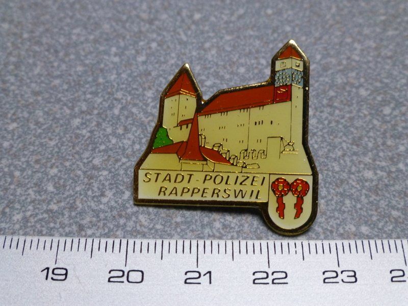 Placchette & Badge: PIN PINS POLIZEI POLICE ABZEICHEN – Usato da Gränichen venduto da Jumbo77