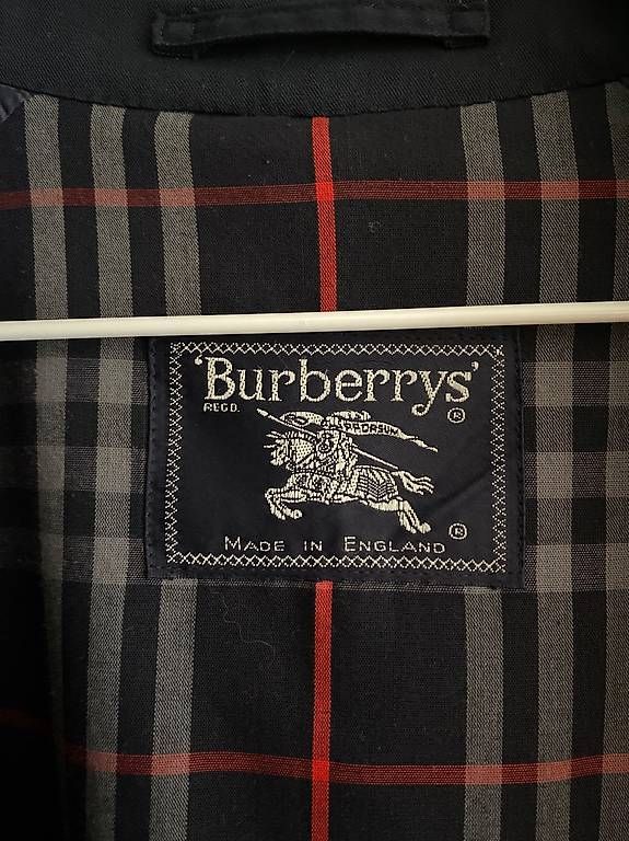 Burberry Cappotti: Burberry Trench Coat – Usato da Rubigen venduto da lau_zkb5 4