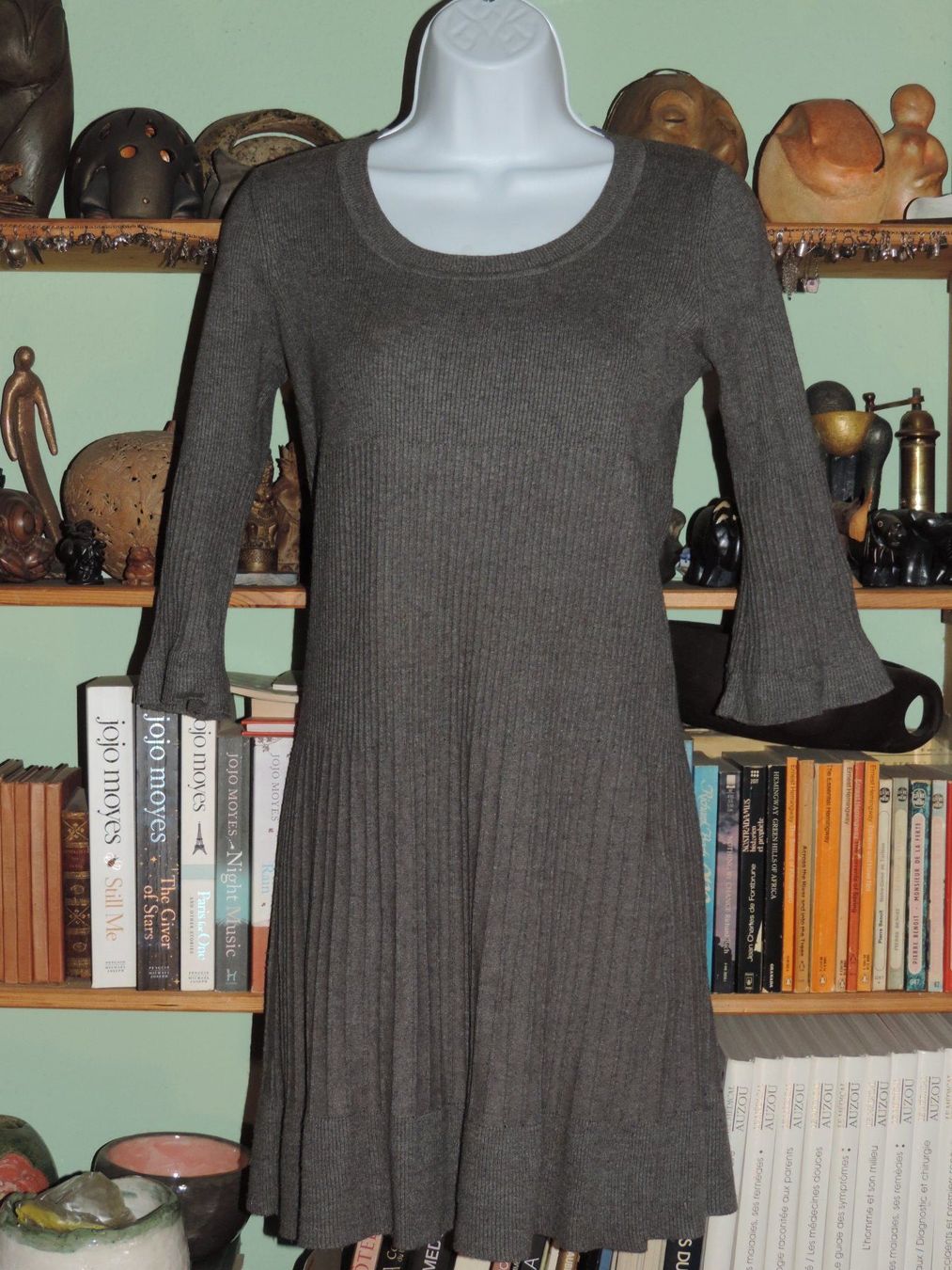 Vestiti: robe grise avec sac – Usato da Genève venduto da Axelle333 3