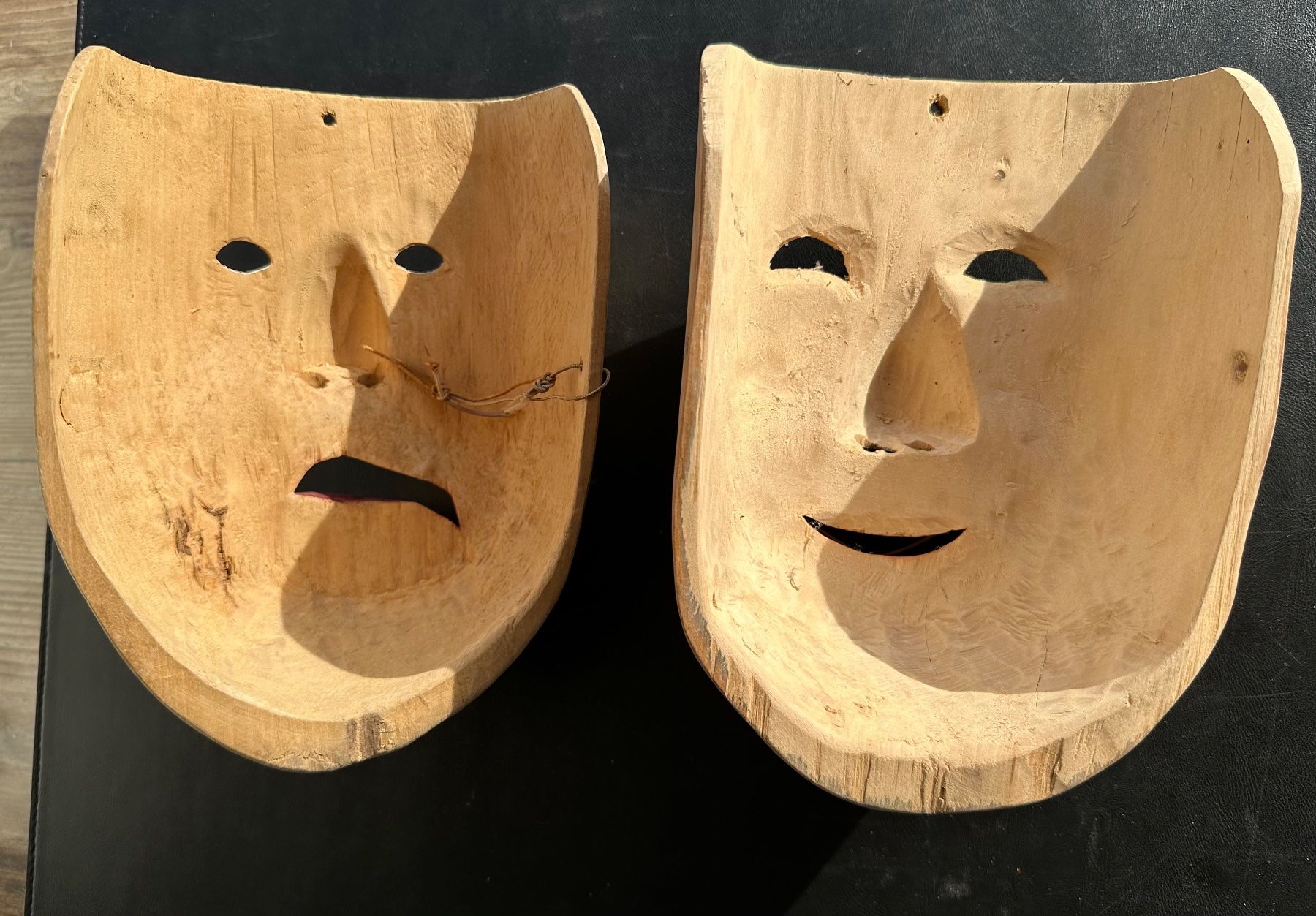 Maschere: 2 alte handgeschnitzten Masken – Usato da Seltisberg venduto da quadartswiss 3
