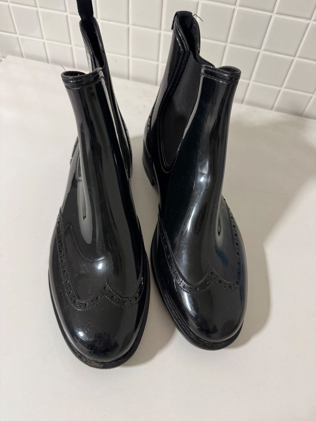Scarpe da donna: SCHUHE Gummi Stiefeletten – Usato da Adliswil venduto da Jessik0 3