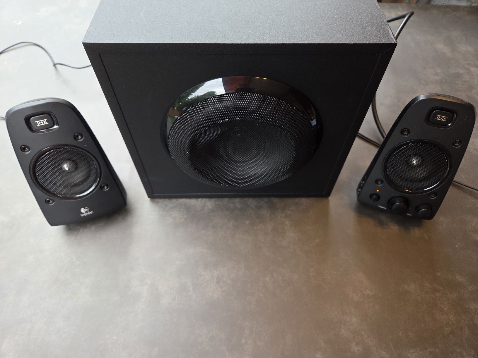 Logitech Lautsprecher: Logitech Z-623 Lautsprecher System – Gebraucht aus Arbon von Mamamia13