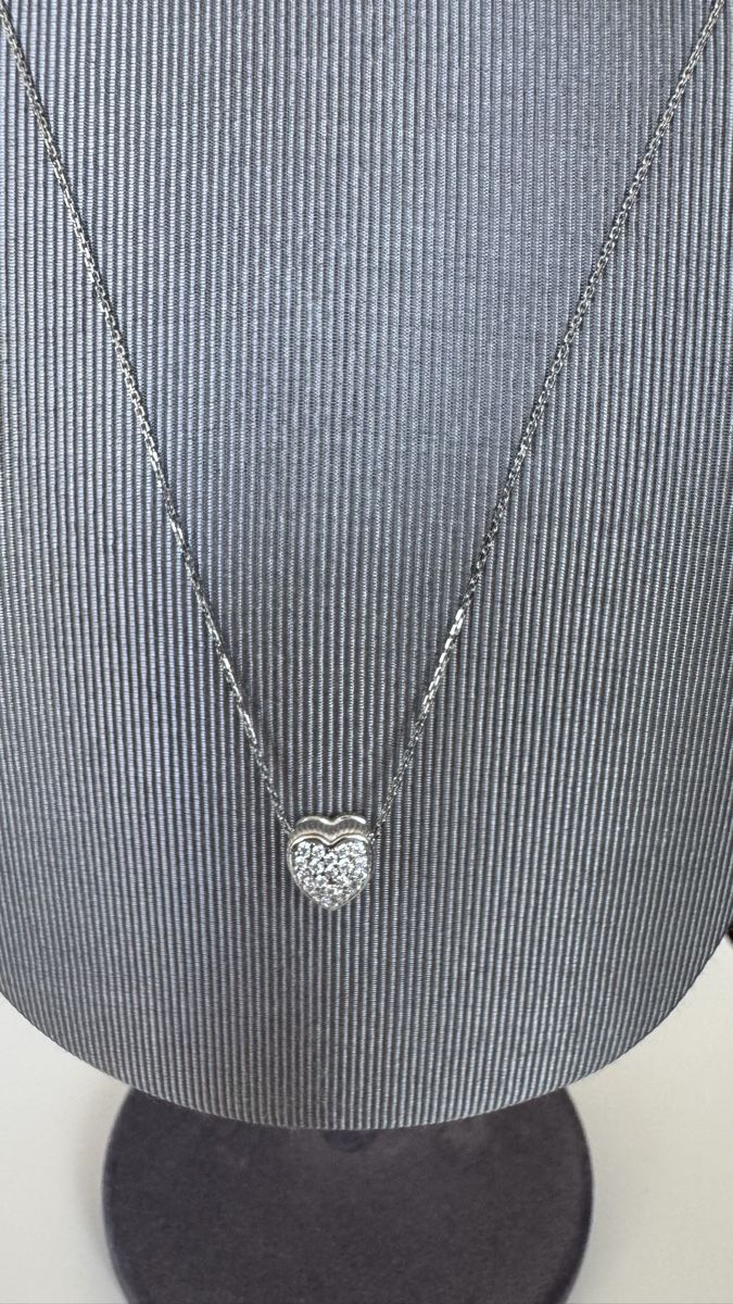 Catenine: Sparkling Heart Necklace, Silver Chain – Nuovo (secondo la descrizione) da Stäfa venduto da Pandorasbox2021 2