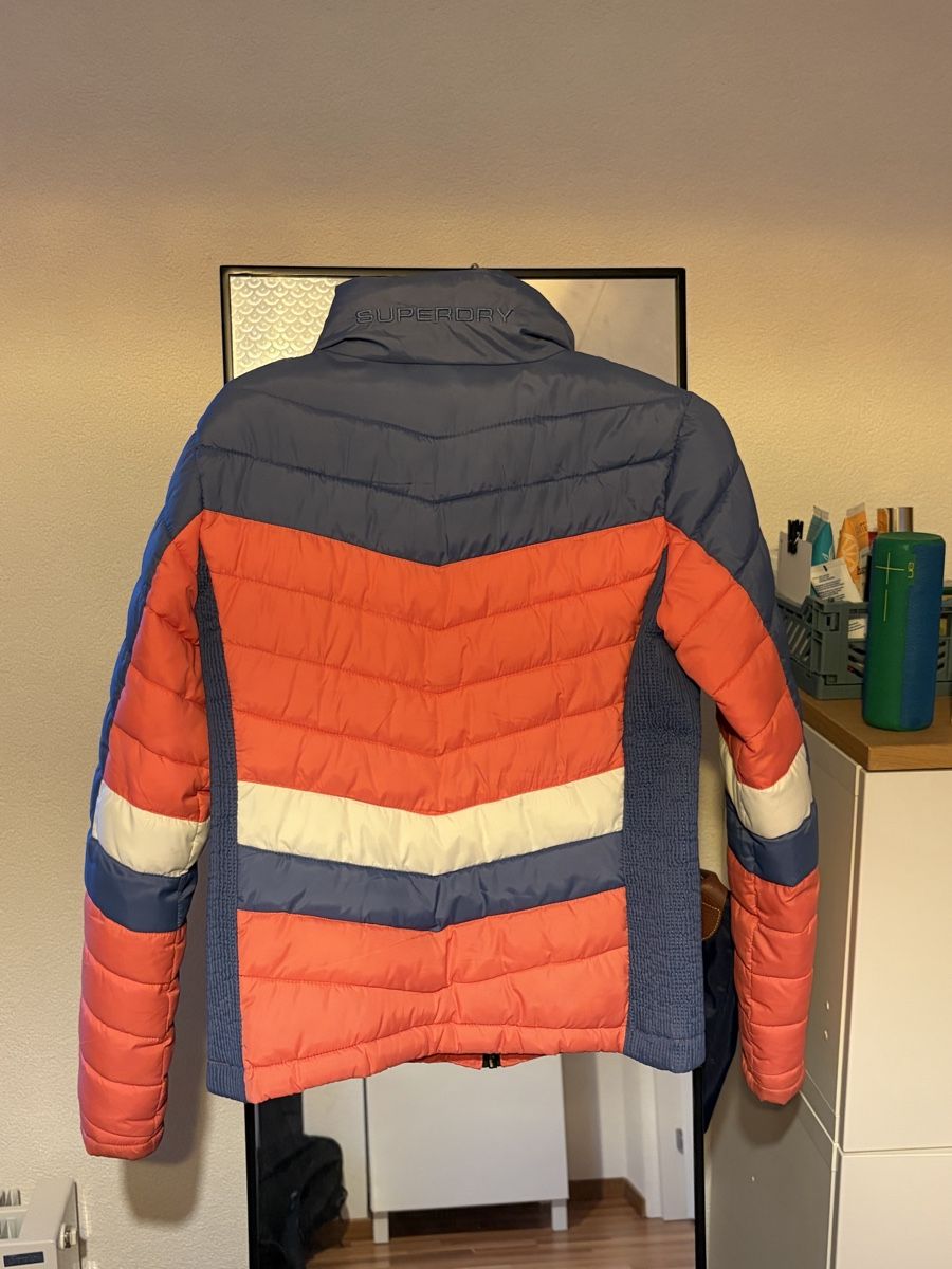 Superdry Jacken: Superdry Steppjacke – Gebraucht aus Oberwil BL von yar_8lpj 1