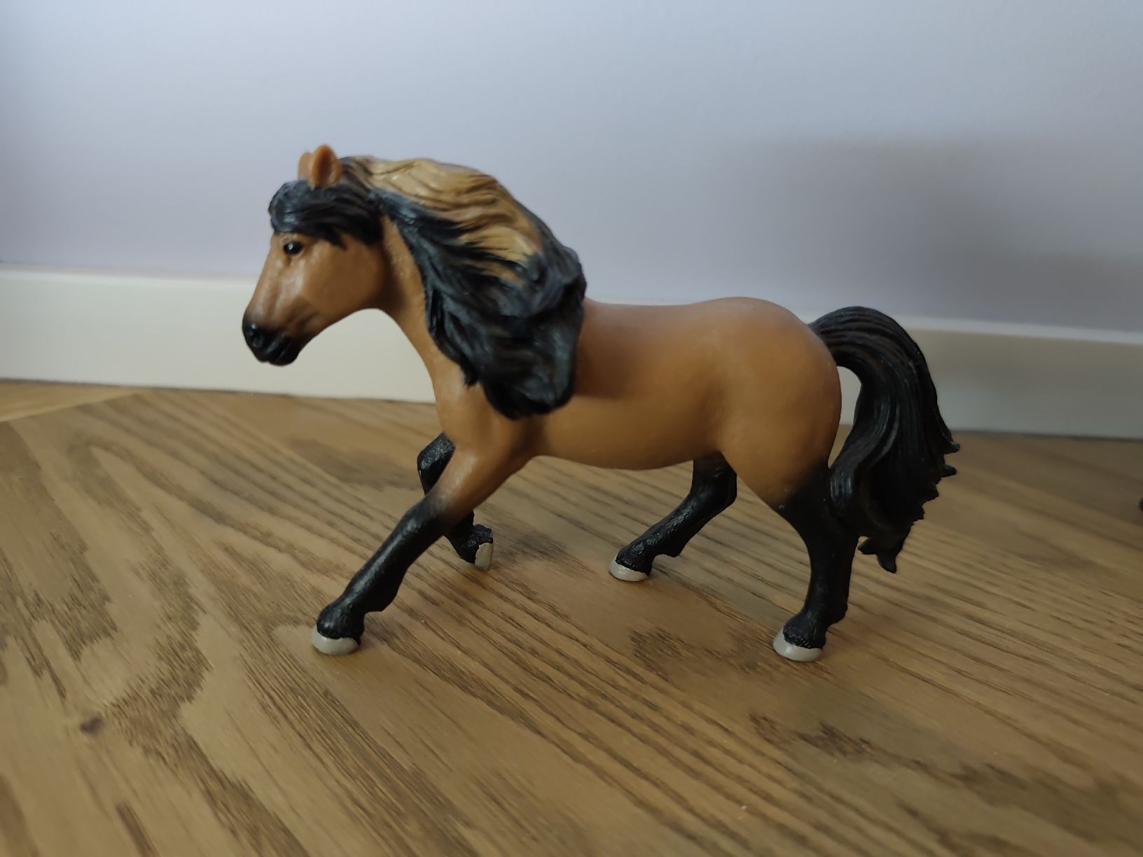 Schleich Giocattoli: 7 schleich horses, 2nd hand – Usato da Zürich venduto da one_deal 3