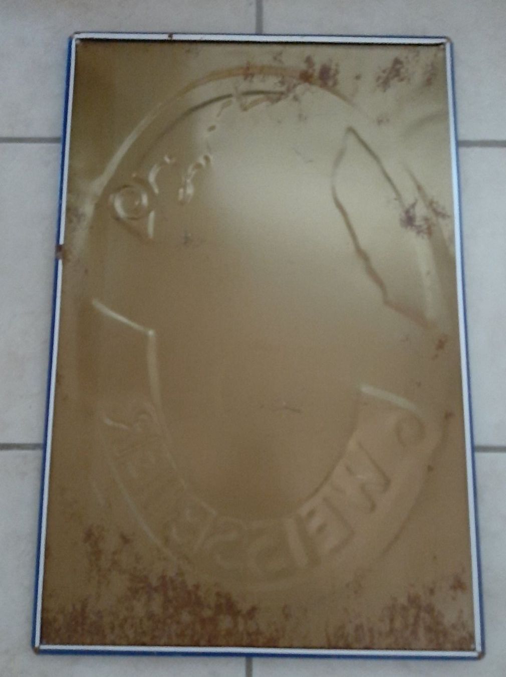 Schilder: Blechschild MÜNCHNER KINDL WEISSBIER. – Gebraucht aus Buchs AG von Cuescu 1