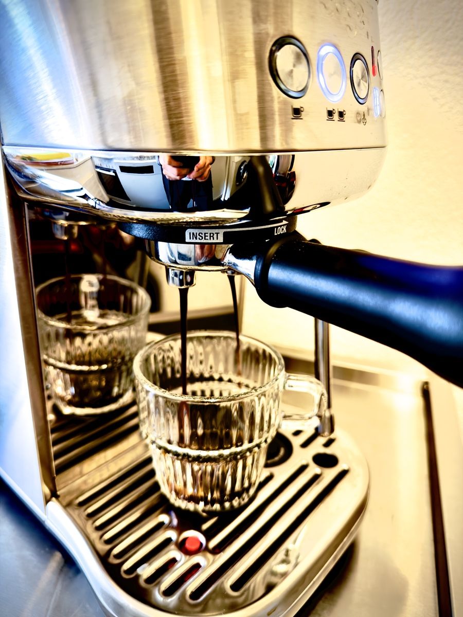 Sage Kaffeemaschinen & Espressomaschinen: Espresso machine Sage the Bambino Plus – Gebraucht aus Biel/Bienne von tei_p779