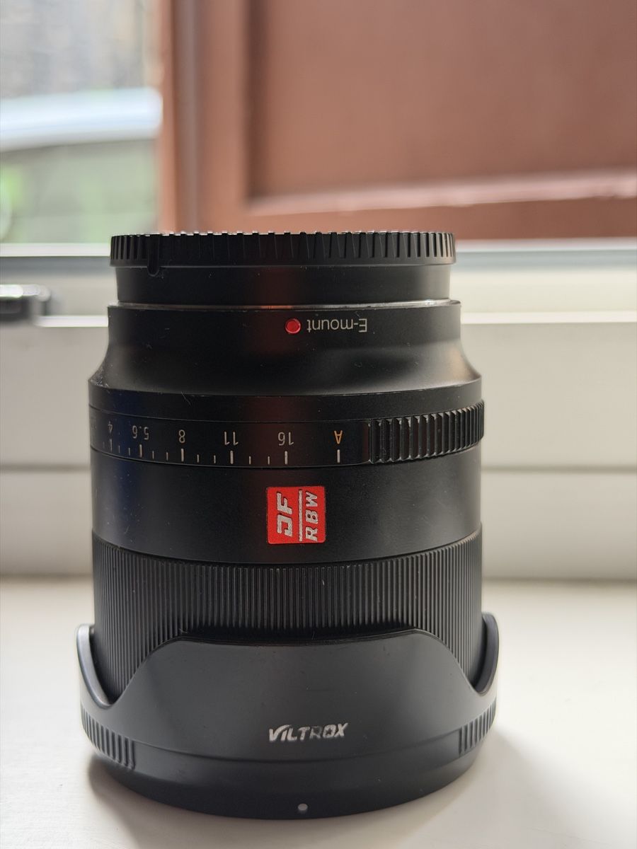 Viltrox Obiettivi: Objectif Viltrox AF 24mm f/1.8 FE pour Sony E-Mount – Usato da Biel/Bienne venduto da oma_t92s
