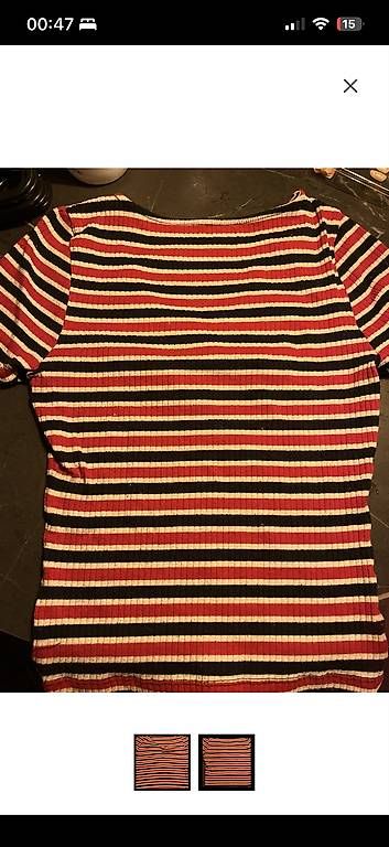 T-Shirts: Kurzarm tshirt – Gebraucht aus Winterthur von sel_kp8t 1