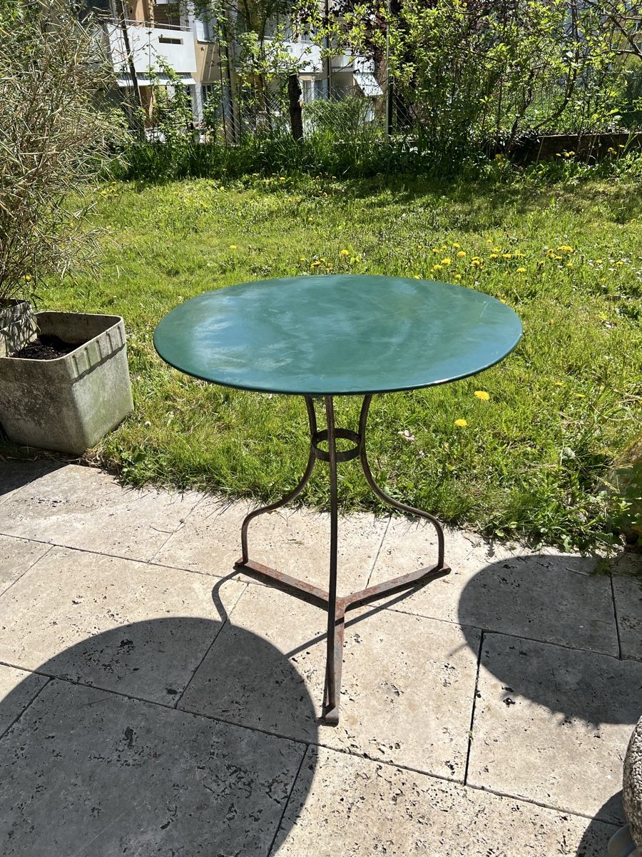 Tables: Art Deco Gartentisch aus Eisen – D'occasion à Wabern par La-Vitrine