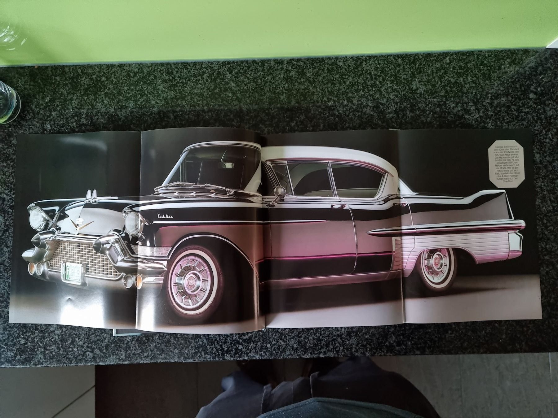 Libri: Buch über Autos:"Die super Oldtimer der Welt" – Usato da Sutz venduto da Rawypp 9