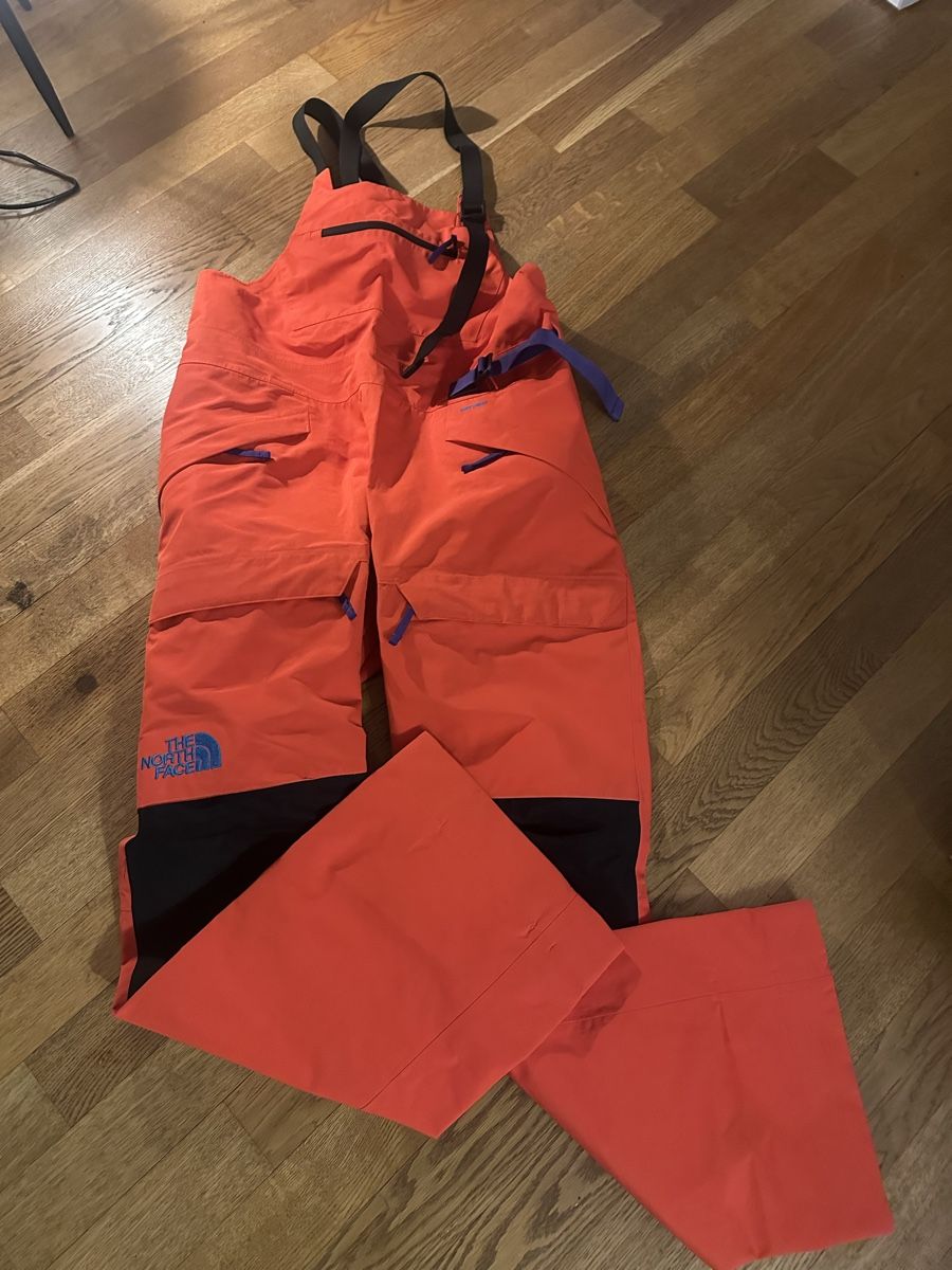 North Face Pantaloni: The north face bib – Nuovo (secondo la descrizione) da Bremgarten b. Bern venduto da she_hb9j 1