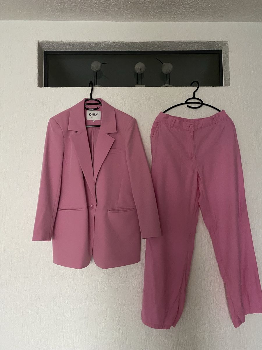 Ensembles & Tailleurs: Blazer & Hose Gr. 38/M  – D'occasion à Rüti ZH par Selven