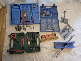Werkzeug Set umfangreich Bohrer Schrauber gebraucht