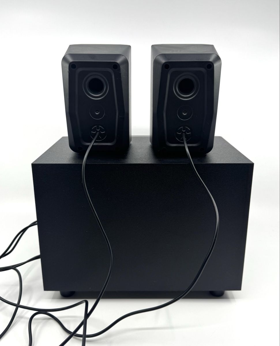 Casse acustiche: Redragon GS700 Toccata Computer-Lautsprecher – Usato da Herisau venduto da Seyashop1 1