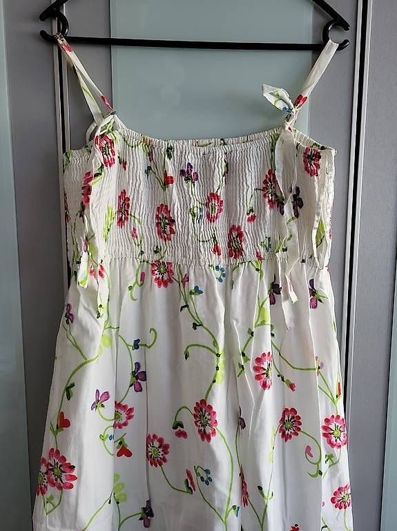 Vestiti: Blumenkleid – Usato da Effretikon venduto da Zebra37 1