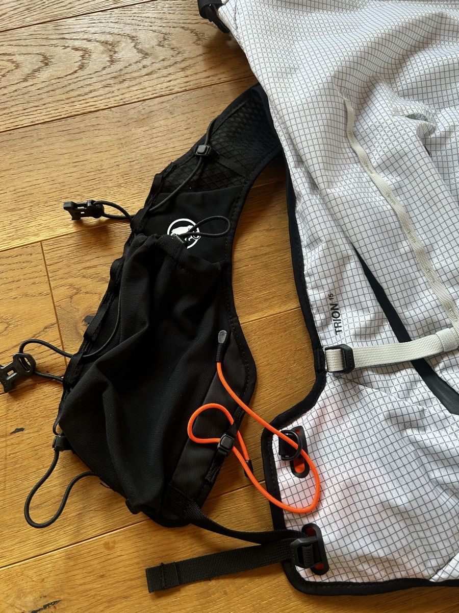 Mammut Zaini: Mammut Trion 15L Rucksack – Nuovo (secondo la descrizione) da Bern venduto da diggosaurus 2