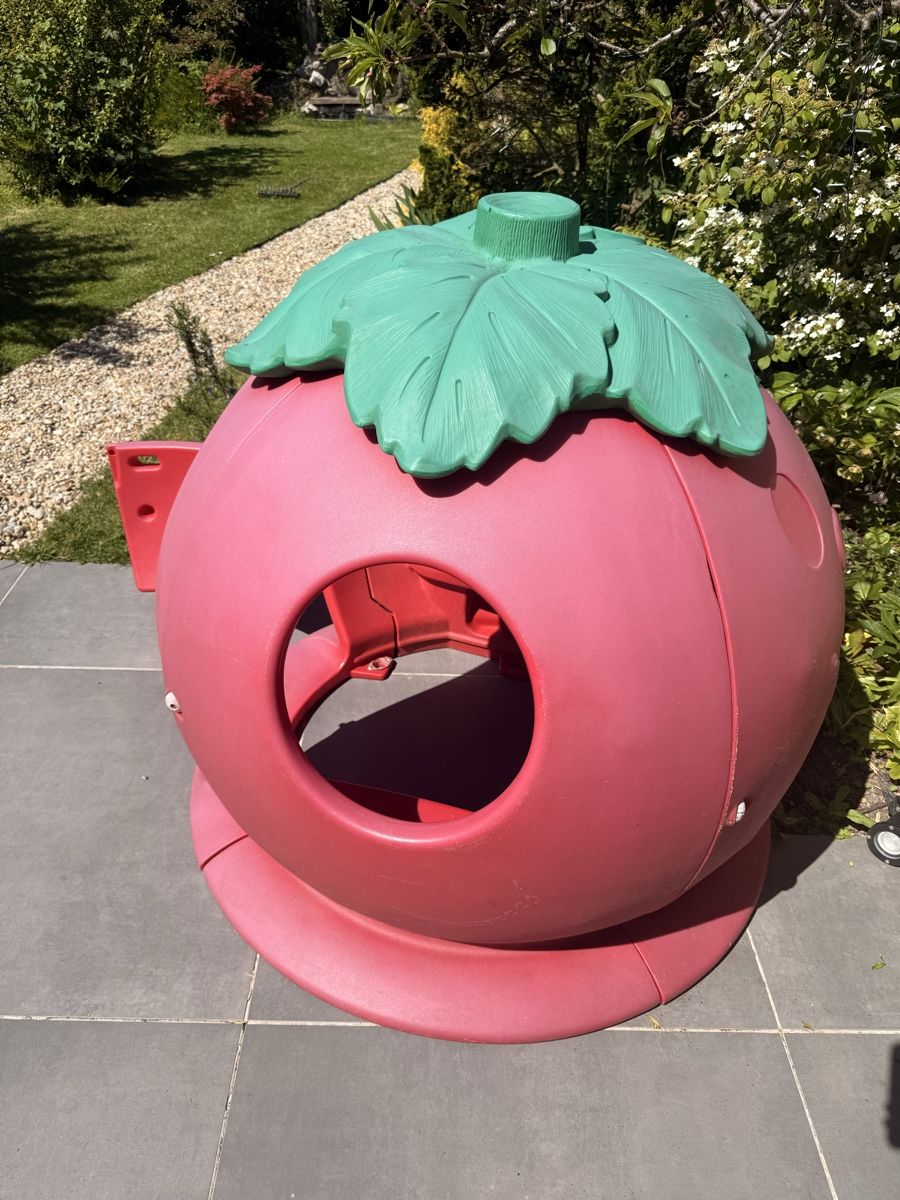 Chicco Casette per bambini: Chicco strawberry-shaped playhouse – Usato da Birmensdorf ZH venduto da IrynaR 2