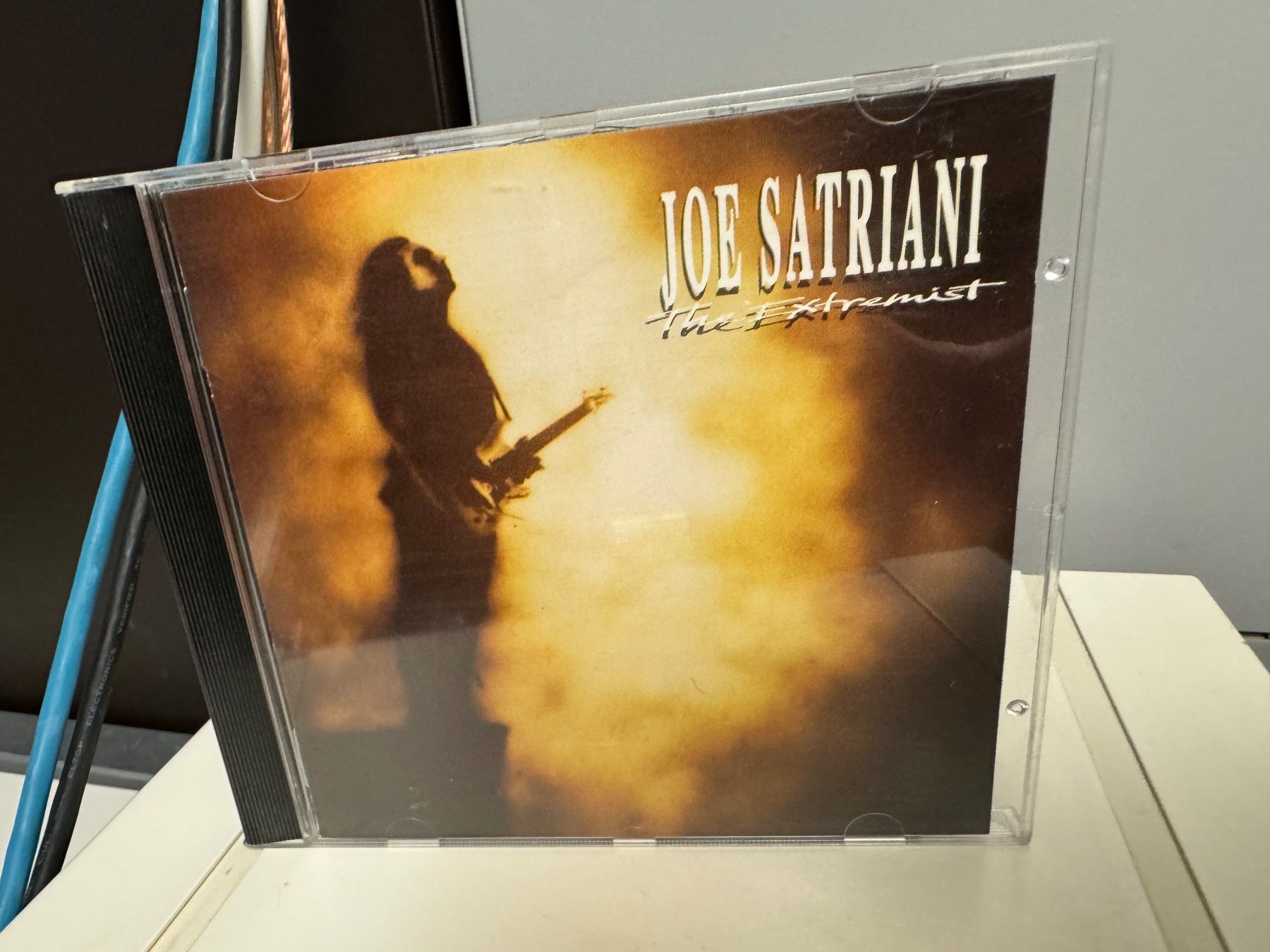 CD: Joe Satriani - The Extremist - HA11H – Nuovo (secondo la descrizione) da Küsnacht ZH venduto da swisssales.net